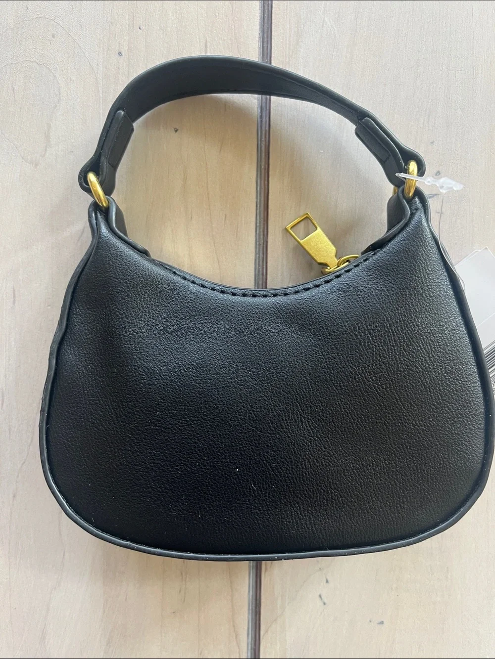 Unni compact black